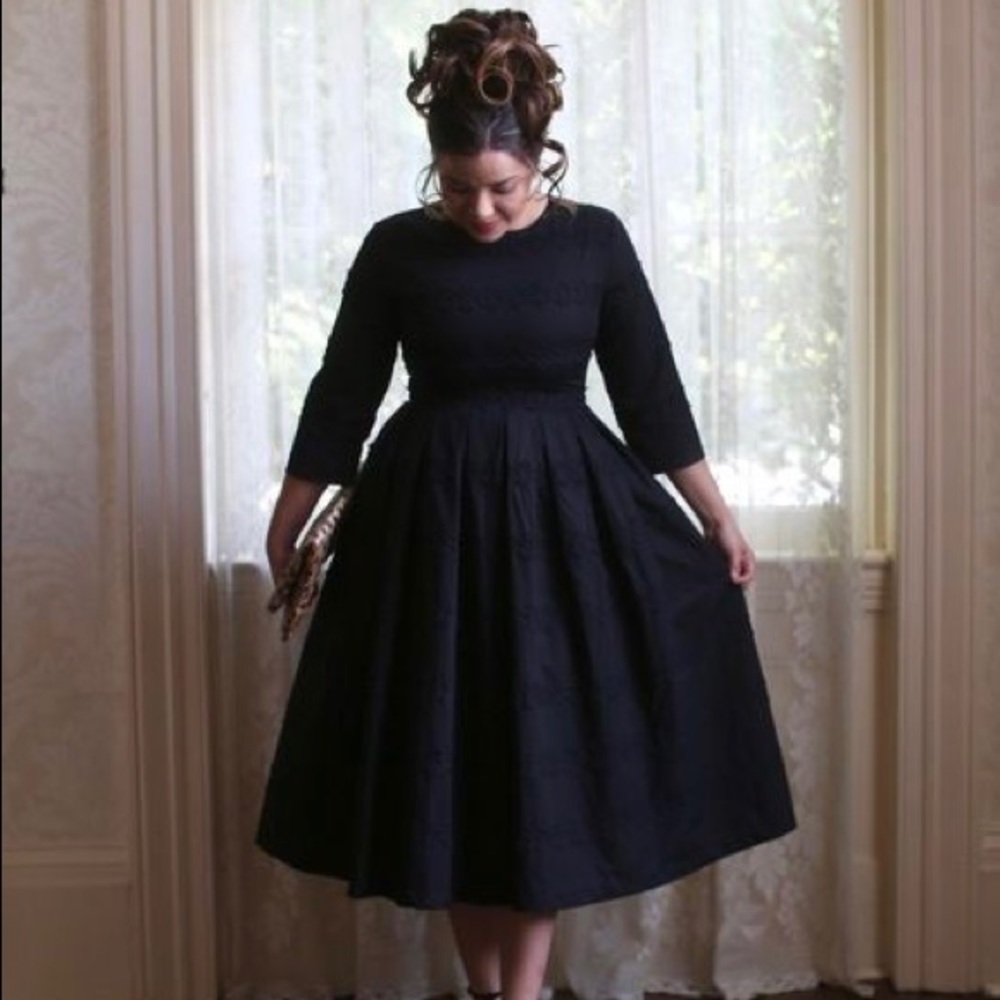Dainty Jewell’s Dress